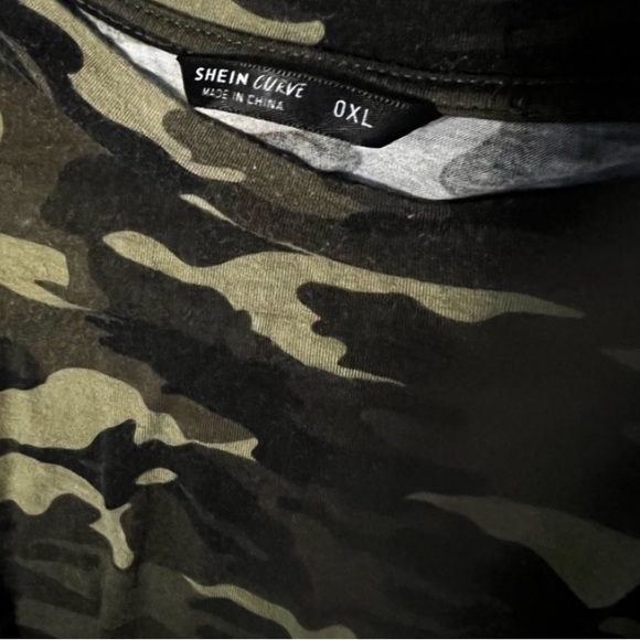 Knotted camo top. - Picture 4 of 4